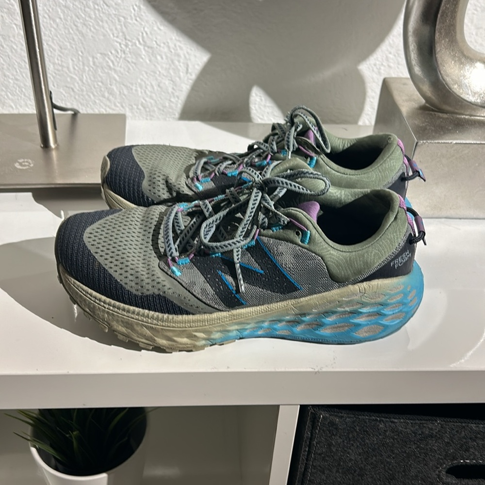 Shoes - Picture 3 of 3